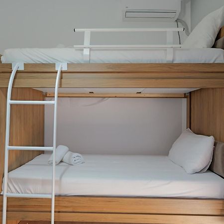 Hotel Holiday ساراندا المظهر الخارجي الصورة