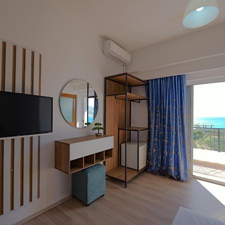 Hotel Holiday ساراندا المظهر الخارجي الصورة