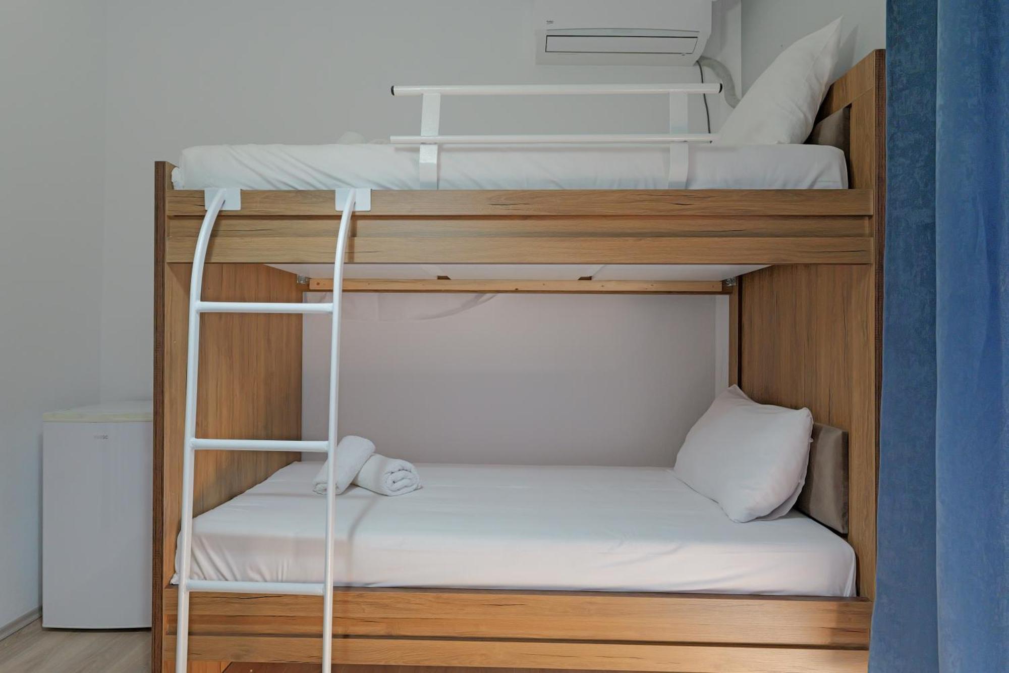 Hotel Holiday ساراندا المظهر الخارجي الصورة