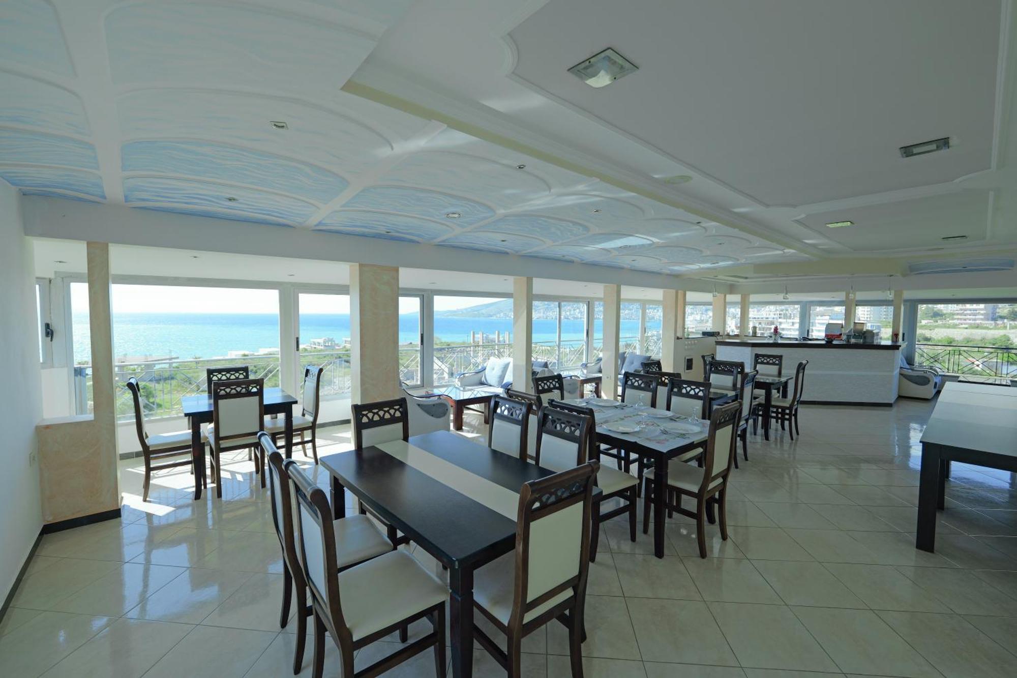 Hotel Holiday ساراندا المظهر الخارجي الصورة