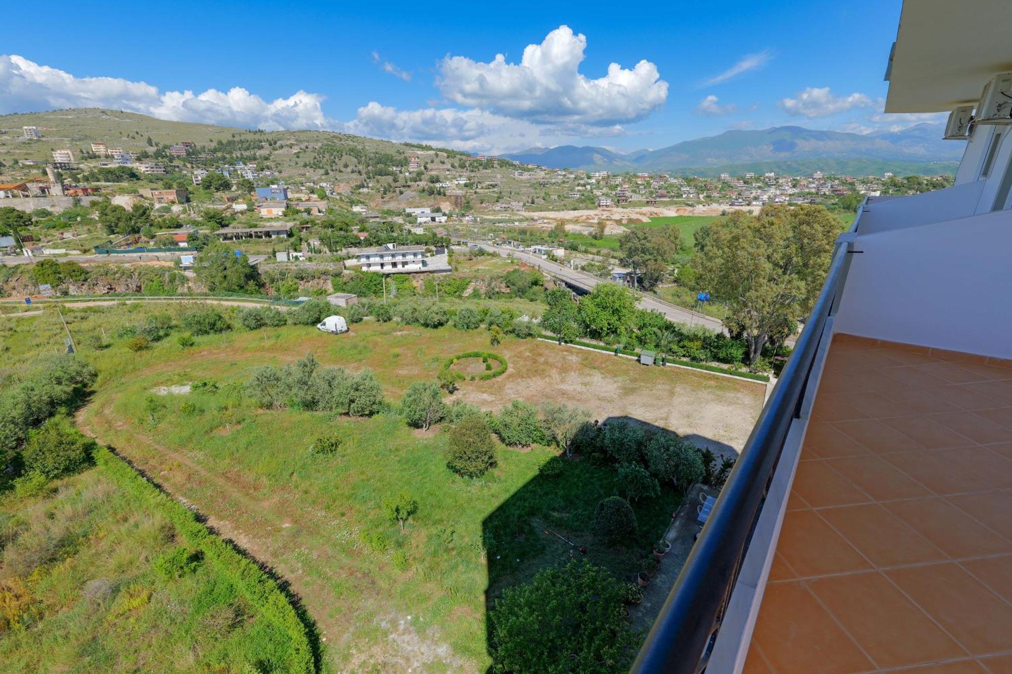 Hotel Holiday ساراندا المظهر الخارجي الصورة