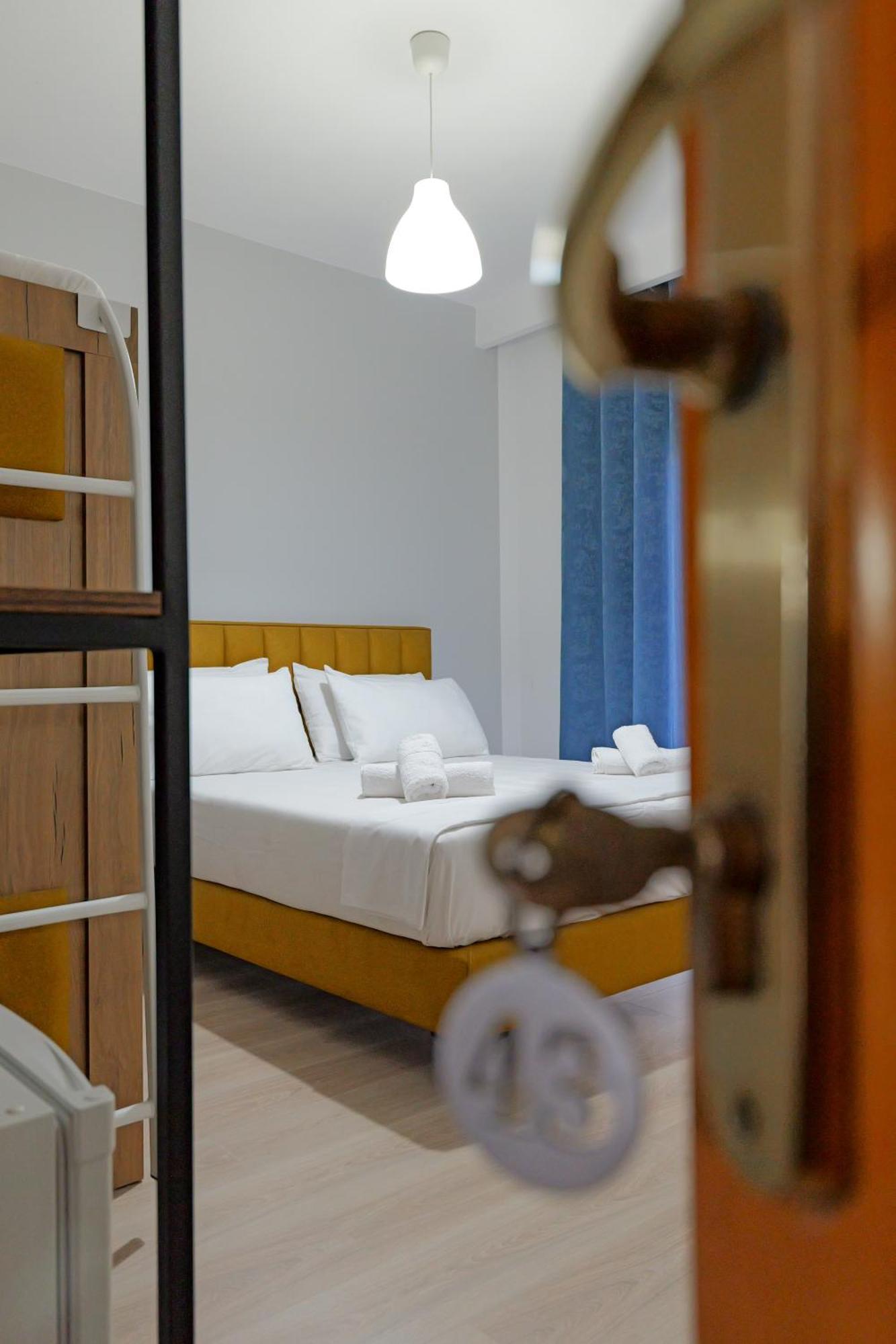 Hotel Holiday ساراندا المظهر الخارجي الصورة